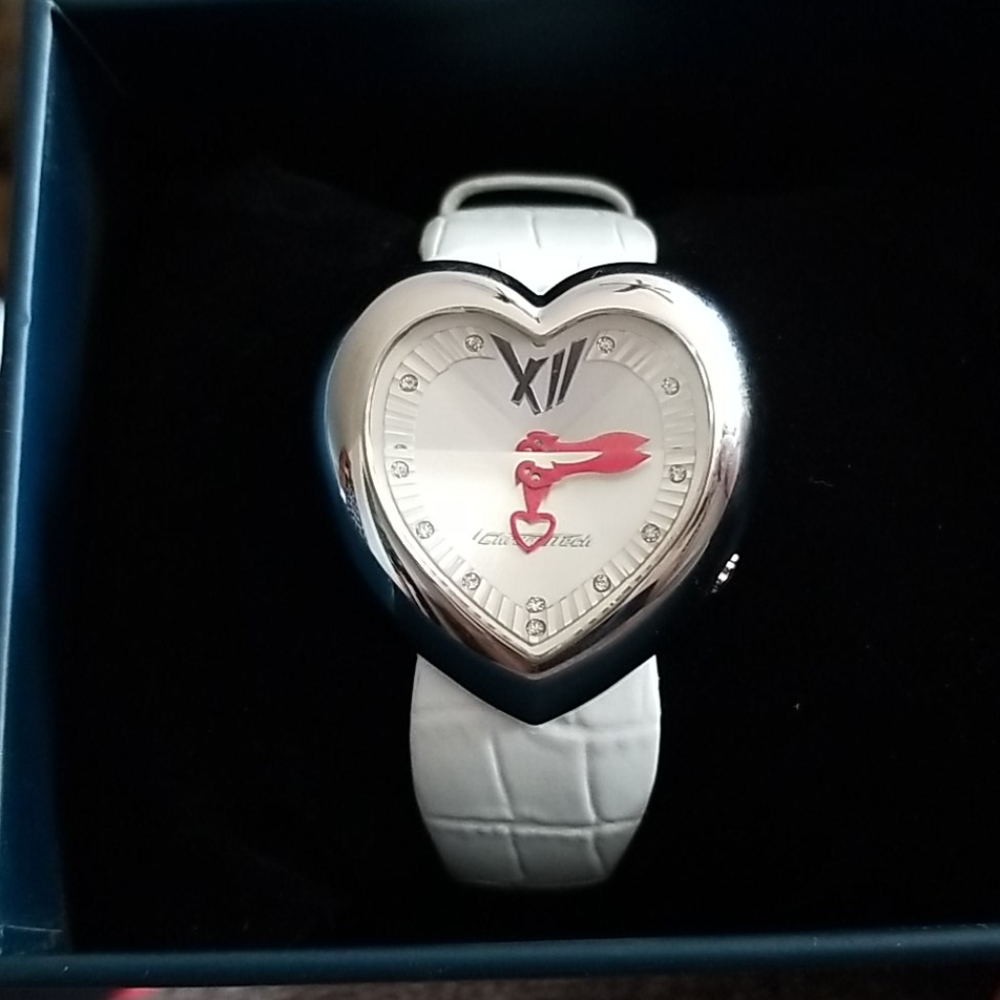 Cronotech Heart Shaped Crystal Indices Watch - Picture 8 of 15